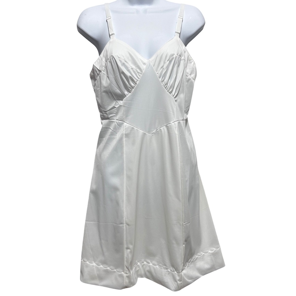 Vintage Womens White Nylon Slip Dress S Knee Length Scallop Hem Bridal 60s NOS